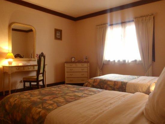 Las Flores Beachside Hotel Catmon Екстериор снимка
